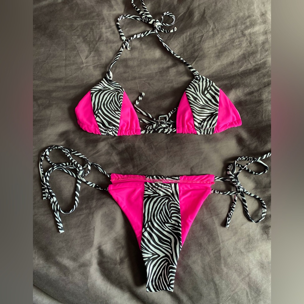 Romwe Bikini Set - Size Small